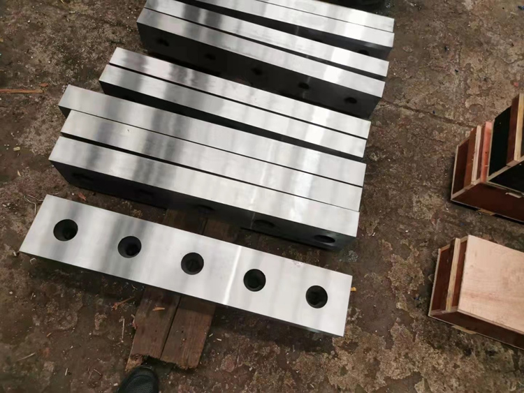 剪闆(pǎn)機刀片(pian)