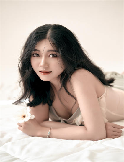 歐美另類老女人_愛情向左婚姻向右在線觀看